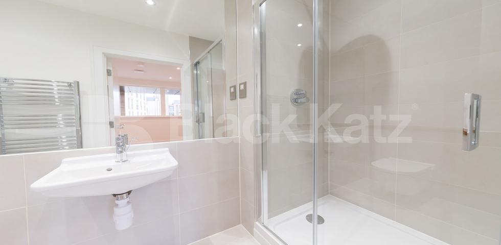 			NEW INSTRUCTION!, 2 Bedroom, 1 bath, 1 reception Apartment			 MURRAIN ROAD, FINSBURY PARK